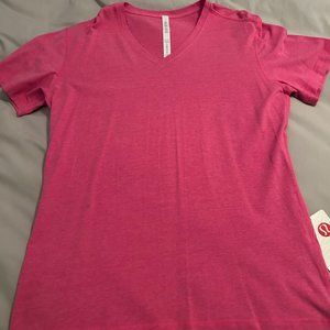 Lululemon- 5 Year Basic V